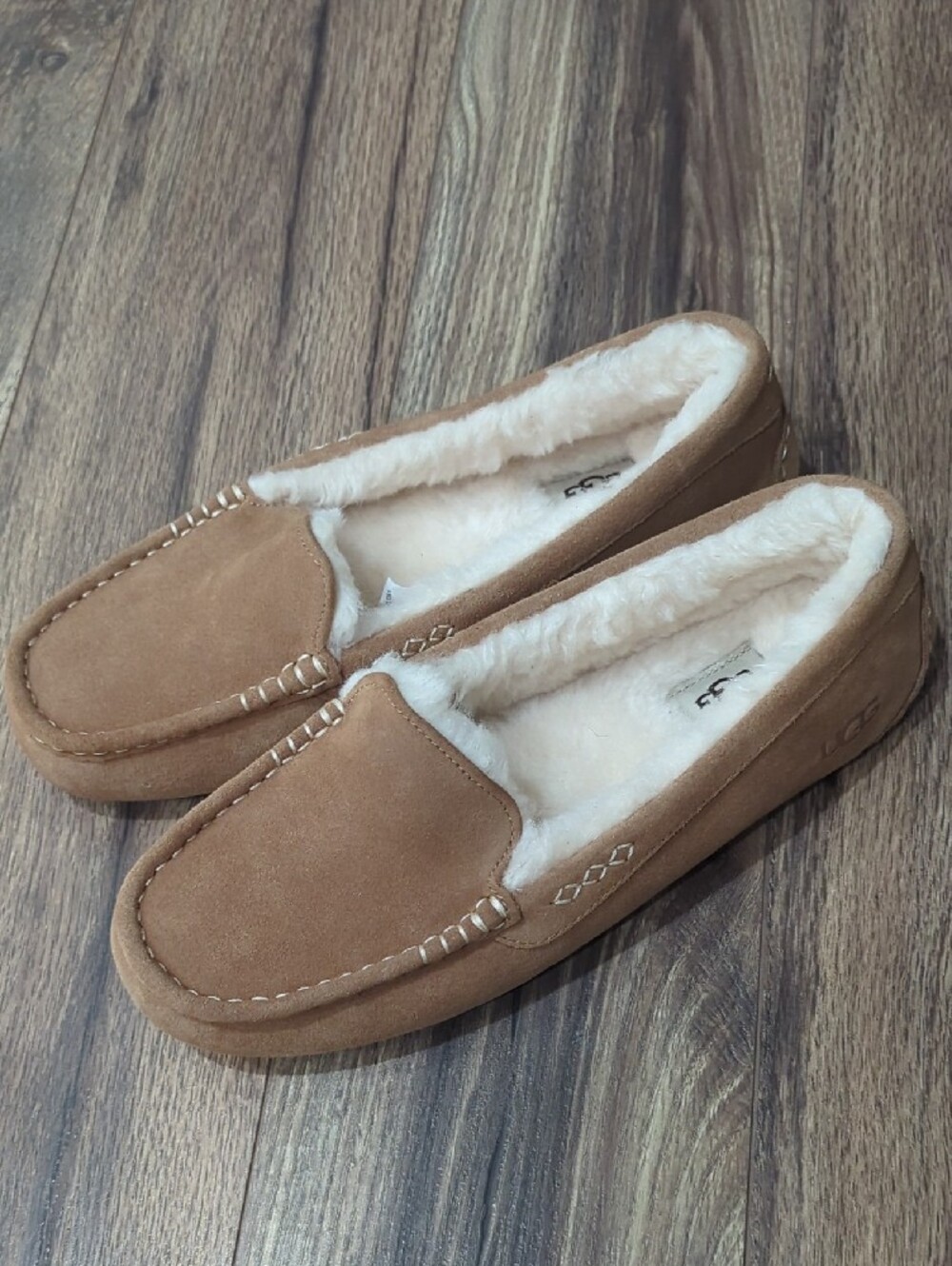NEW UGG Women's 11 Chestnut Brown Suede Shearling Loafers - Picture 3 of 14